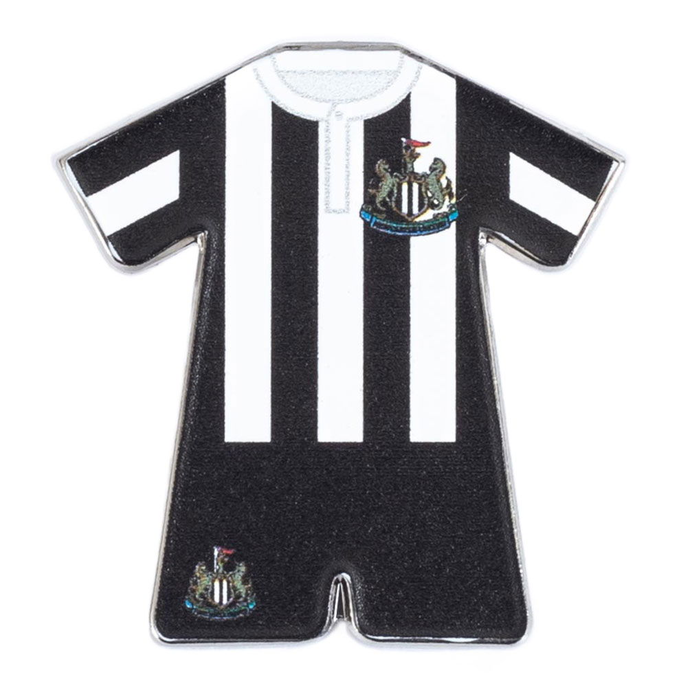 Newcastle United FC 96 Retro Home Kit Badge Newcastle United FC 96 Retro Home Kit Badge