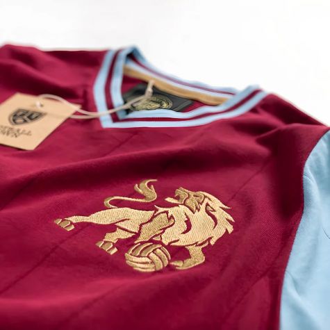 The Villan Home Retro Football Shirt The Villan Home Retro Football Shirt