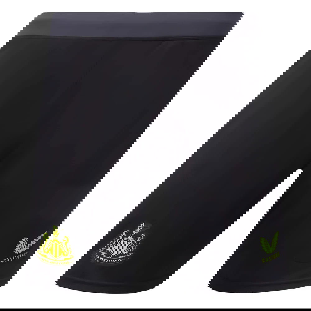 2023-2024 Newcastle Coaches Training Shorts (Black) 2023-2024 Newcastle Coaches Training Shorts (Black)