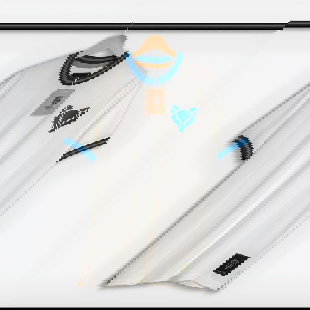 The Fox Away Retro Football Shirt (White) The Fox Away Retro Football Shirt (White)