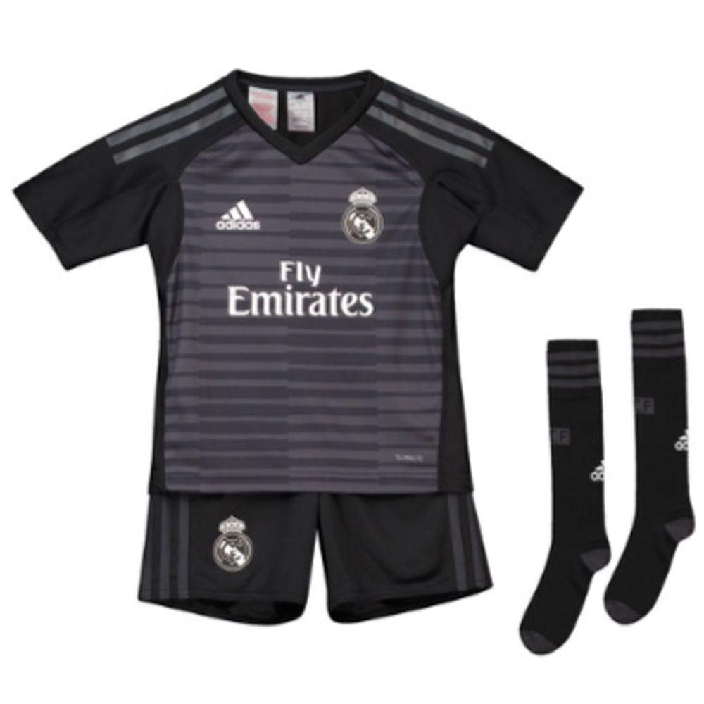 real madrid goalkeeper kit