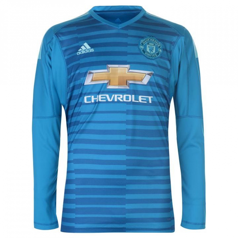 man utd goalkeeper jersey light blue