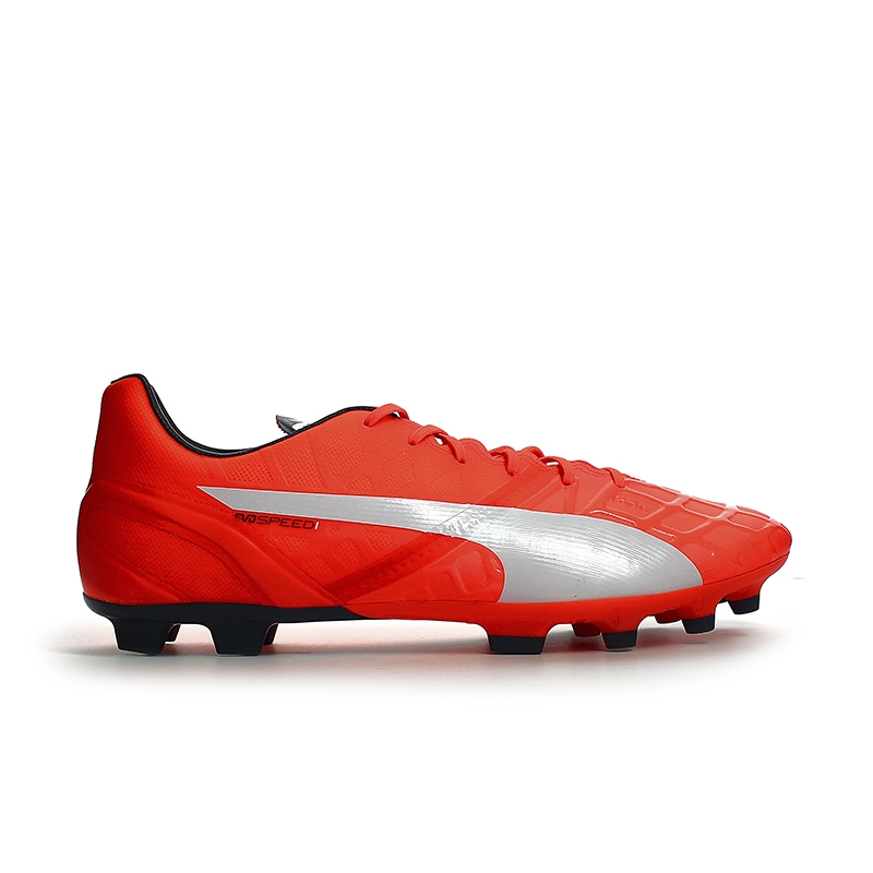 puma football boots grass