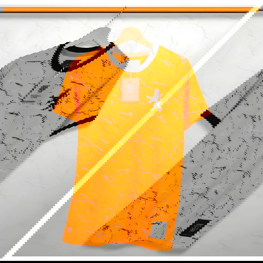 Holland Marble De Leeuw Home Retro Football Shirt